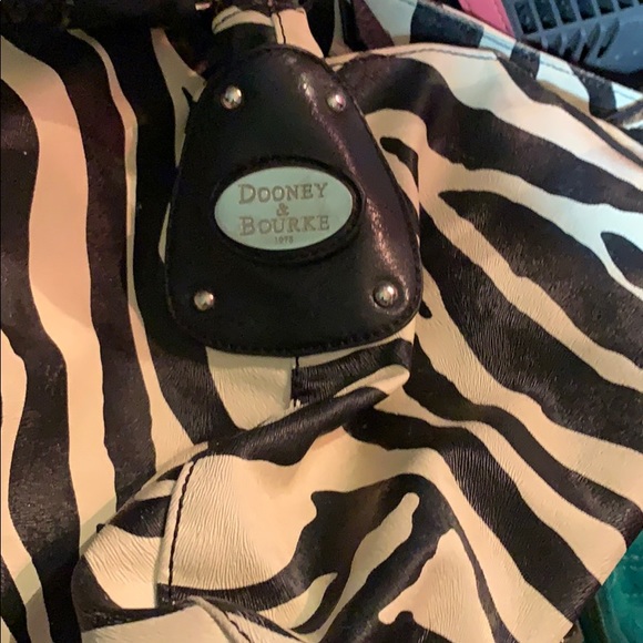 Purse - Picture 1 of 1